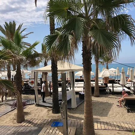 Apartment Modern 3 Bedroom 300 Meters To The