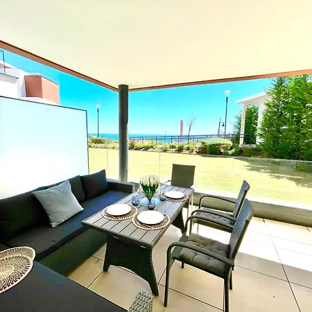 Apartment Modern 3 Bedroom 300 Meters To The