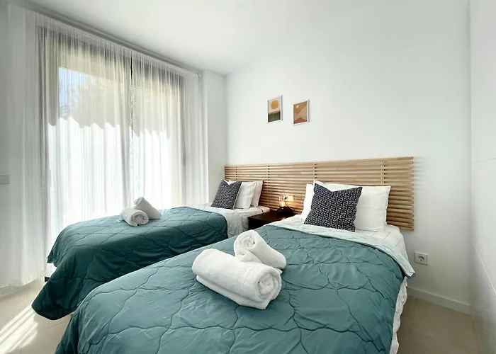 Modern 3 Bedroom 300 Meters To The Fuengirola