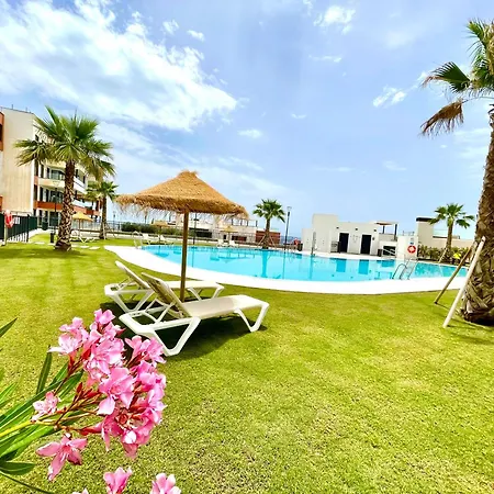 Apartment Modern 3 Bedroom 300 Meters To The