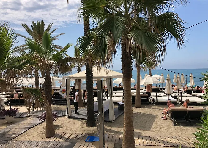 Apartment Modern 3 Bedroom 300 Meters To The