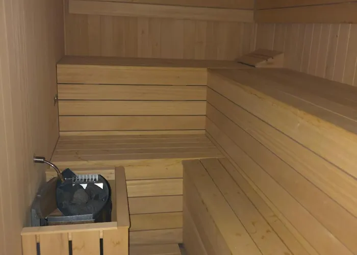 Apartment Modern 3 Bedroom 300 Meters To The