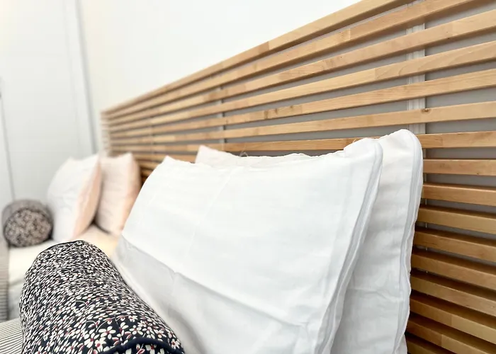 Apartment Modern 3 Bedroom 300 Meters To The