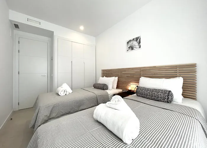 Apartment Modern 3 Bedroom 300 Meters To The