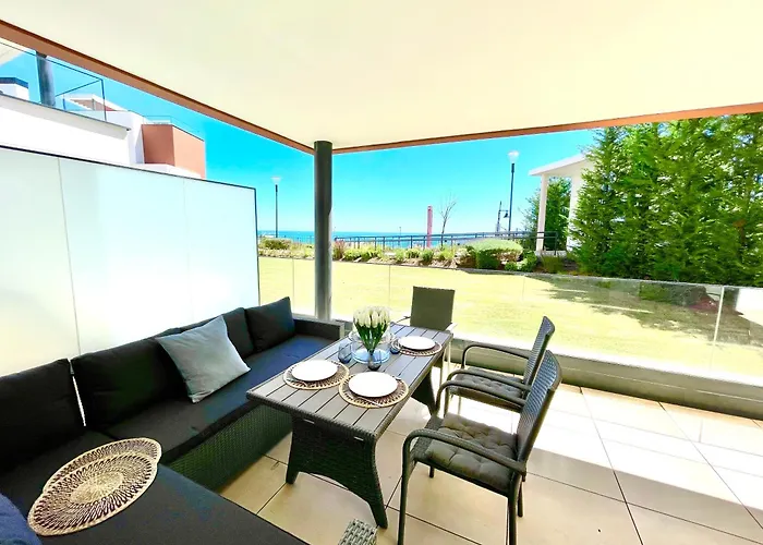 Apartment Modern 3 Bedroom 300 Meters To The