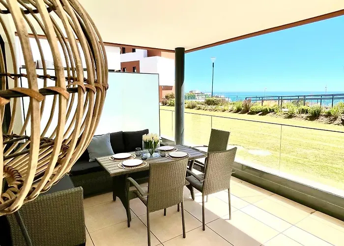 Modern 3 Bedroom 300 Meters To The