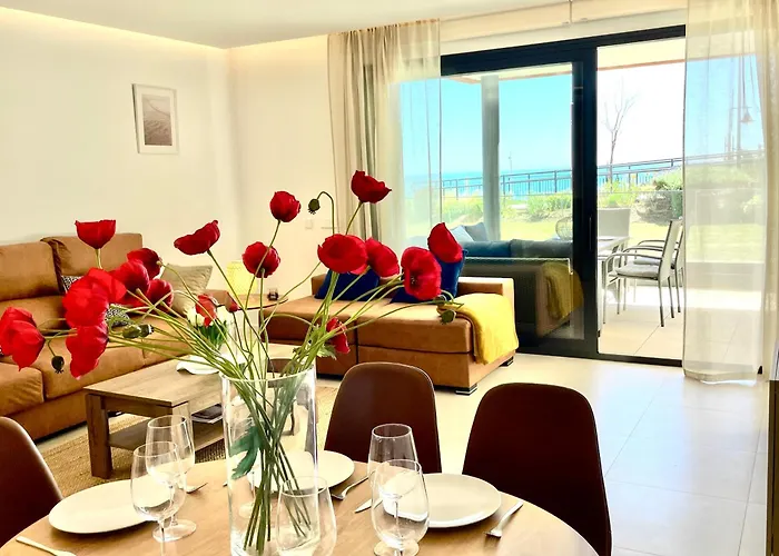 Apartment Modern 3 Bedroom 300 Meters To The Fuengirola