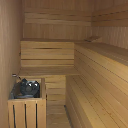 Apartment Modern 3 Bedroom 300 Meters To The