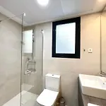 Apartmán Modern 3 Bedroom 300 Meters To The