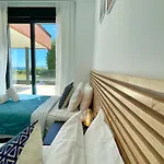 Apartmán Modern 3 Bedroom 300 Meters To The