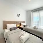 Modern 3 Bedroom 300 Meters To The