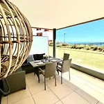 Modern 3 Bedroom 300 Meters To The